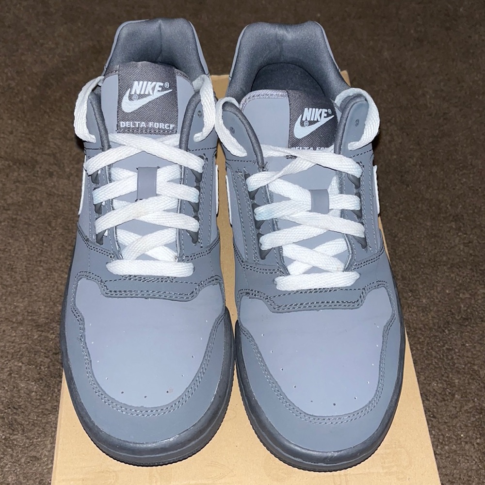 Nike Delta Force Low
